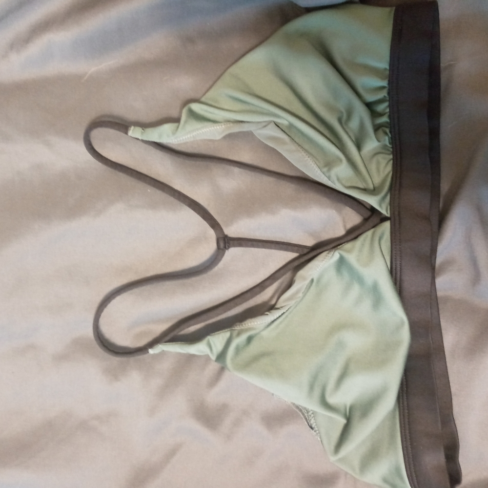 Women's Medium Victoria's Secret Sports bra
